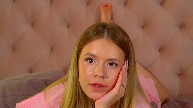 MilanaBalmain Chat XXX live