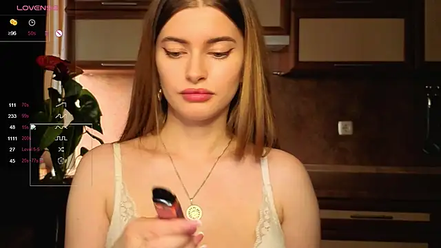 EmiliaCouple – Live XXX-chat