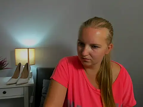 RoseTeacherX's Live XXX Chat