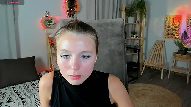 Elli_Frankenweenie's Live XXX Chat