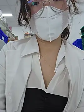 Chat +18 de HinaLovely ao vivo