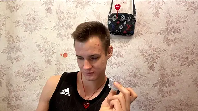 BigBabyMax Chat XXX in diretta