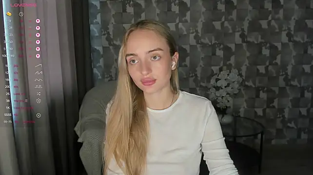 A_delina's Live XXX Chat