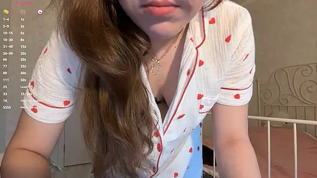 DaiseyVirgil's Live XXX Chat