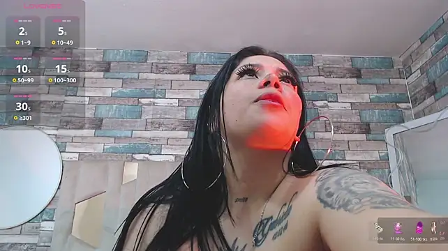 Chat +18 de martinna_tay ao vivo