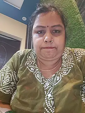 Chat +18 de SHANVII ao vivo