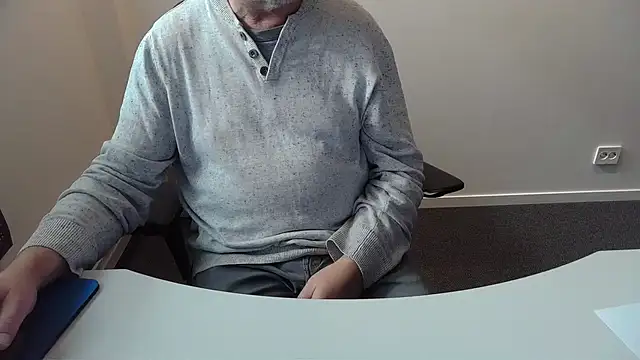צ'אט XXX בשידור חי של Buggemann