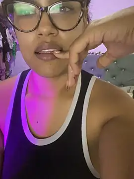 Chat XXX en directo de Kittybrown18