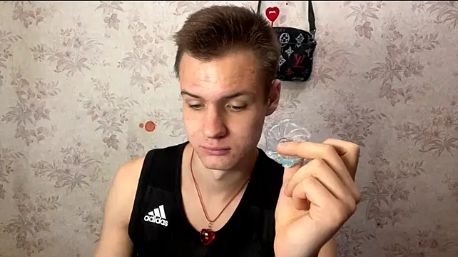 BigBabyMax Live XXX-chat