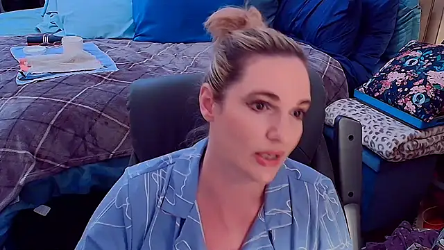 แชท XXX สดของ ninajaymes