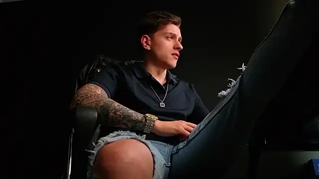 FelixStarkk 网络视讯表演
