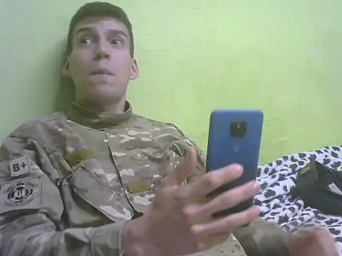 SoldadoLider Chat XXX live