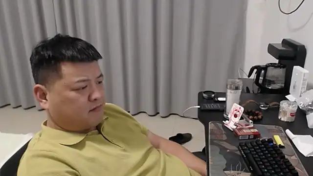 Chat XXX en directo de zhang1118