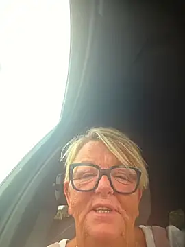 BridgetBlueEyes Live XXX-chat