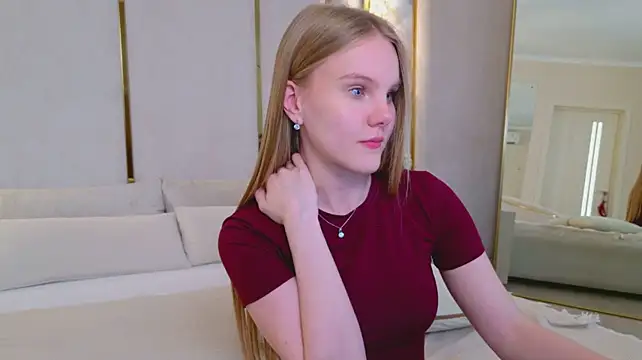 Lili_Lohan Live XXX-chat