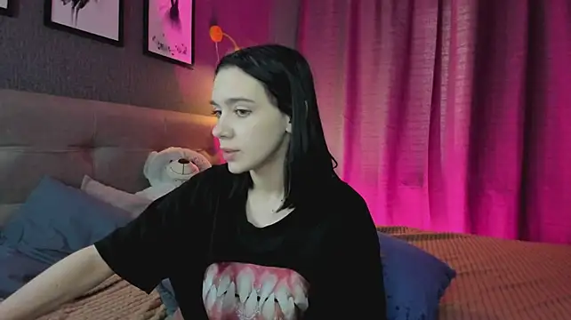 Онлайн чат XXX Lesi_Moonie01