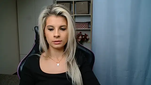 KristineGlow – Live XXX-chat