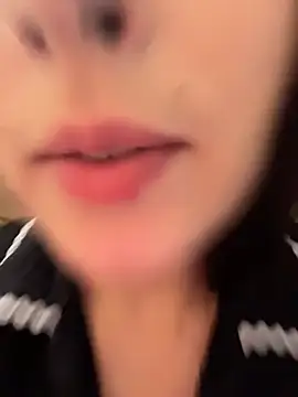 Holly_PlayのライブXXXチャット
