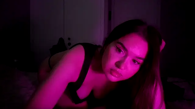 avajade Live XXX Chat