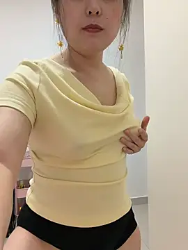Živý XXX chat orangeoneday