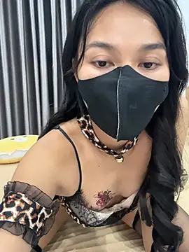 צ'אט XXX בשידור חי של HoneyNana2000
