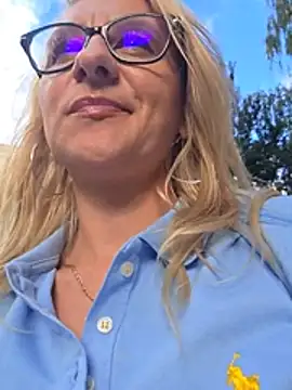 KaylinJan Chat XXX live