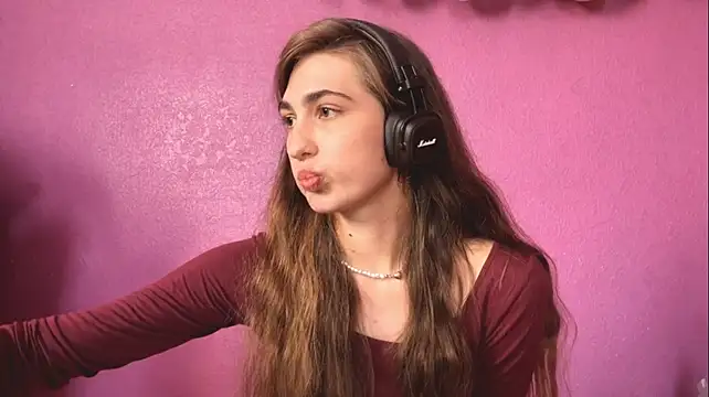VernieReinicken Live XXX chat