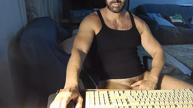 צ'אט XXX בשידור חי של TebaldHot