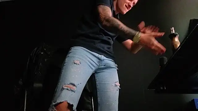 FelixStarkk live XXX chat