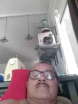 Chat +18 de Misterymem63 ao vivo