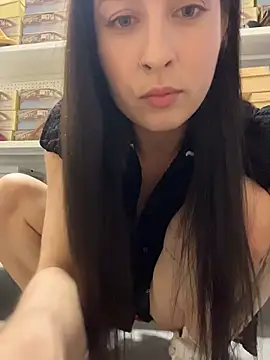 Chatroom XXX en direct de Holly_Play