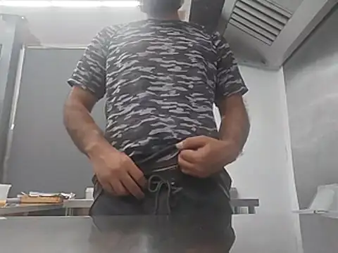 brownskinbull1n Webbikameraesitys
