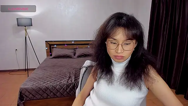 SheilaRare Chat XXX live