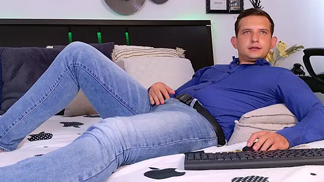 Jimmy_Doss Live XXX-Chat