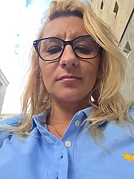 KaylinJan Chat XXX live