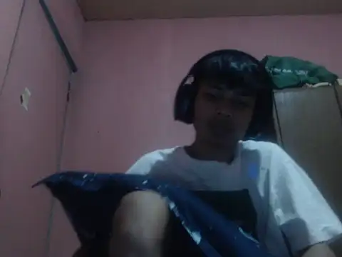 Kyoshi_19 Adlı Modelin Canlı XXX Sohbeti