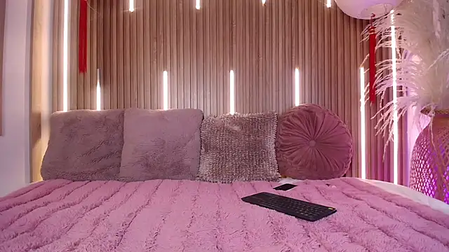 Chloe_Lombardi live XXX chat