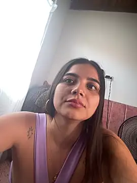 salomecute21 XXX чат на живо