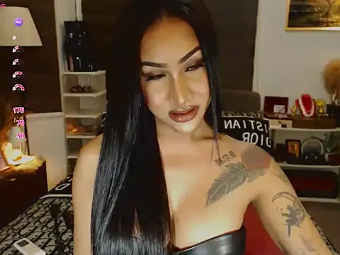 XXX chat uživo modela SeductiveVictoria