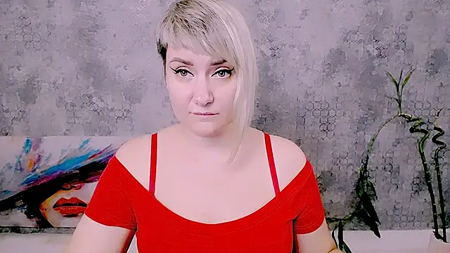 Djullia's Live XXX Chat