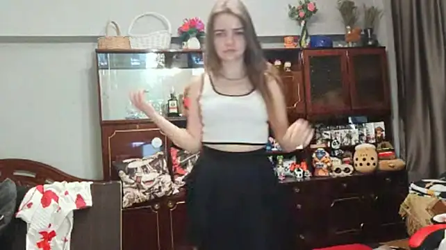 QueenBeatrice: απευθείας συνομιλία ΧΧΧ