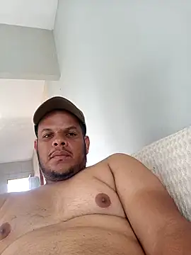 Chat +18 de FFelipe000777 ao vivo