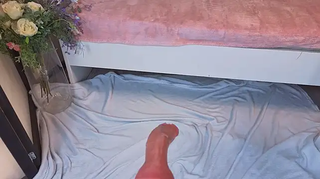 XO_Luci – Naživo XXX chat