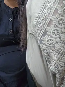 Živý XXX chat CuteSarikaLIVE