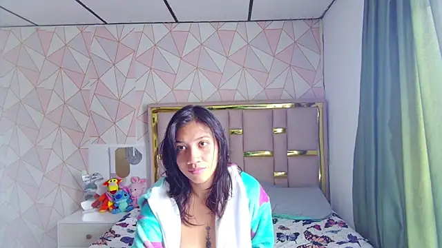 Chat +18 de Khatty_Love ao vivo