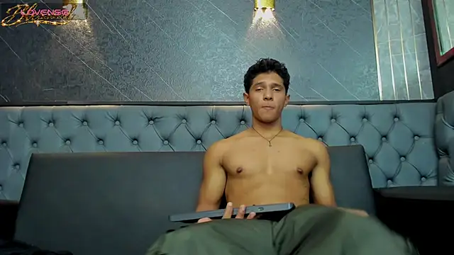 Онлайн чат XXX Yoel_Blessed