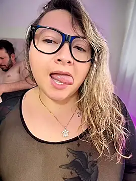 Chatroom XXX en direct de Temptation_Qm