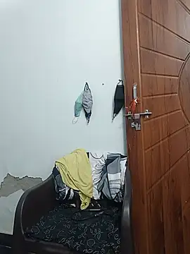 PUNAM456 – Naživo XXX chat