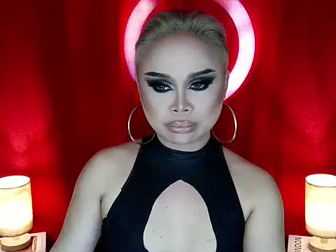 PexieMoretti Adlı Modelin Canlı XXX Sohbeti