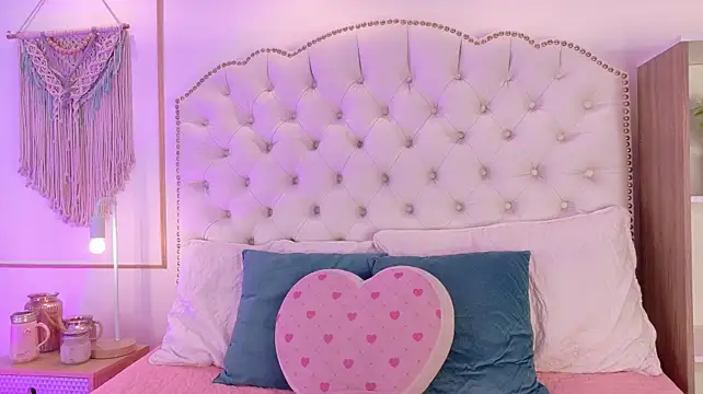Chatroom XXX en direct de AriaStonne
